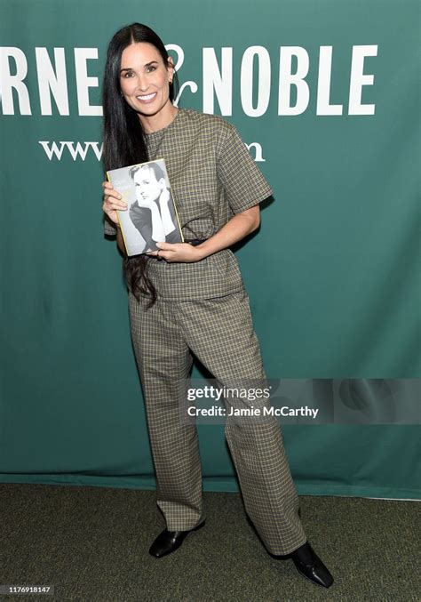 Actress Demi Moore attends the signing of her memoir "Inside Out" at ...