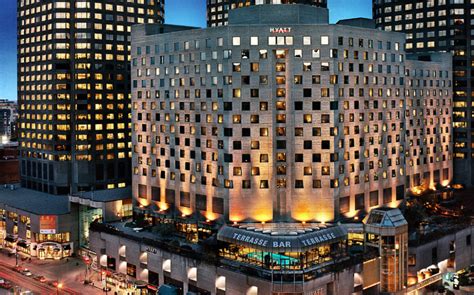 Hyatt Regency Montreal Reflagged As DoubleTree In December 2018 ...