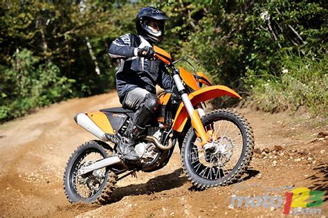 Photos - 2009 KTM 250 XCF-W Review