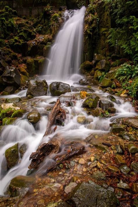 Waterfalls around Mt.Shasta – MilaDidIt