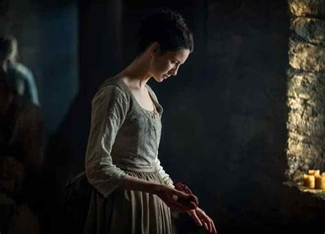 Review: Outlander, season 1 is just the beginning - Old Ain't Dead