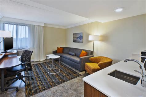 Herndon, VA Hotel | Fairfield Inn & Suites Herndon/Reston