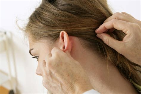 Lump Behind Ear: Pictures, Cyst Behind Ear Causes & Treatment