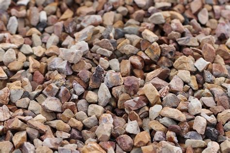 10 Best Gravel Types for Drainage (Pros & Cons) | House Grail