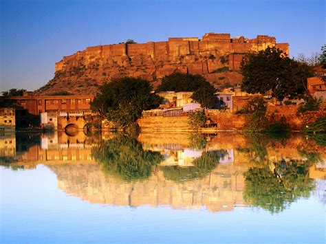 Places to visit in Rajasthan, Tourist Destinations in Rajasthan, Historical Places in Rajasthan