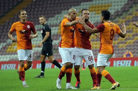 Galatasaray takes on Neftçi in Europa League qualifier | Daily Sabah