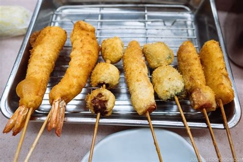 Kushikatsu (Kushiage) (Video) 串カツ・串揚げ • Just One Cookbook