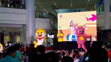 Baby Shark and Pinkfong Live Show at Robinson Manila - YouTube