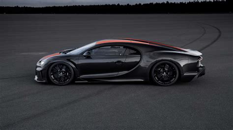 Bugatti goes more than four times the speed limit