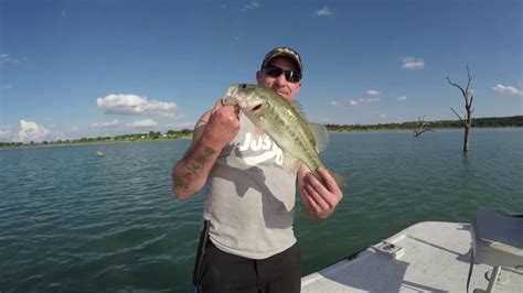 Canyon Lake Texas Bass Fishing - YouTube