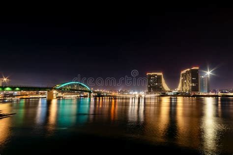 Belgrade Waterfront on the Sava River. Panorama of Belgrade by Night with Reflection Editorial ...