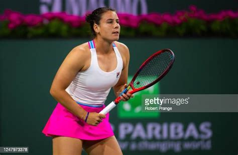 Emma Navarro Photos and Premium High Res Pictures - Getty Images