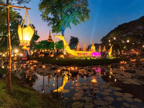 Celebrating Loy Krathong festival in Thailand - The Stupid Bear