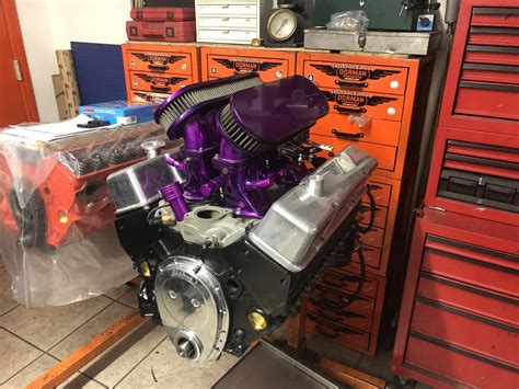 Kinsler Four Stack Injection Converted To EFI On Chevy 383 Stroker Engine - Motor Mission ...