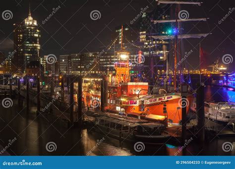 Night View of Hamburg Port with Illuminated Ships and Floating Restaurants Editorial Stock Photo ...