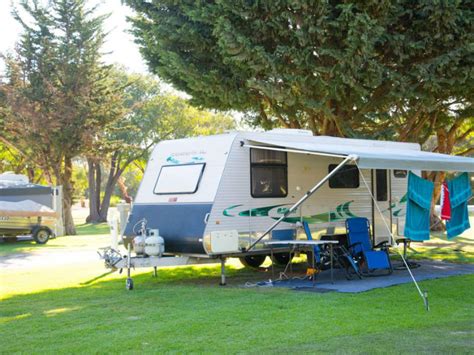 Bremer Bay Caravan Park | Dog Friendly Camping in Bremer Bay | Pupsy