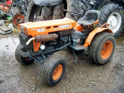 KUBOTA B7100 for sale