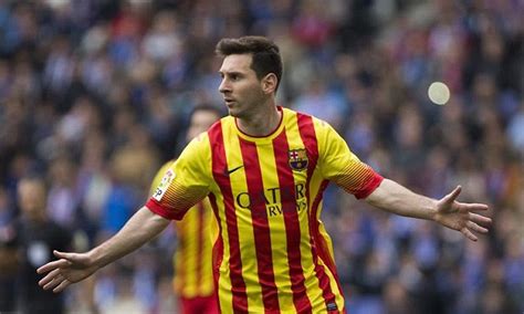 Espanyol 0-1 Barcelona: Lionel Messi scores winning penalty as Barca go ...