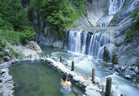 Taipei-Nantou-Taipei Charter-Tour (up-to-8-tourists) » Longguan Tours