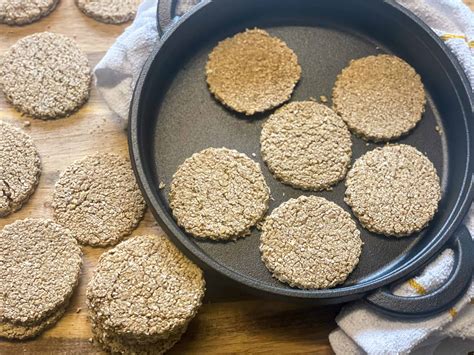 Oil-Free Scottish Oatcakes - Traditional Plant-Based Cooking