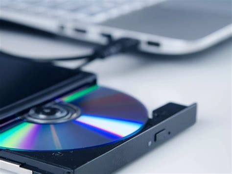 What is an optical drive? A guide to how your computer reads CDs, DVDs, and Blu-ray discs ...