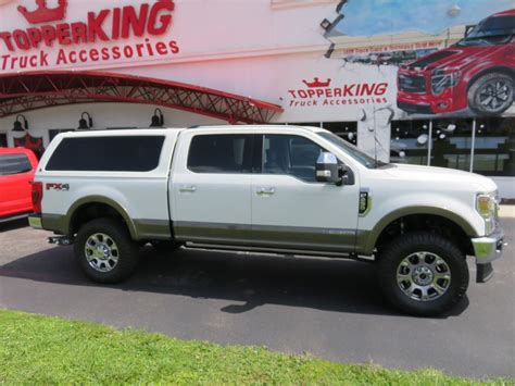 2022 white Ford F250 with LEER 100XQ - TopperKING : TopperKING ...