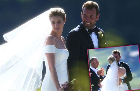 [PICS] Inside Erin Andrews Wedding Ceremony In Montana