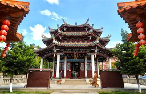 Top Attractions in Quanzhou: Discover The Rich History