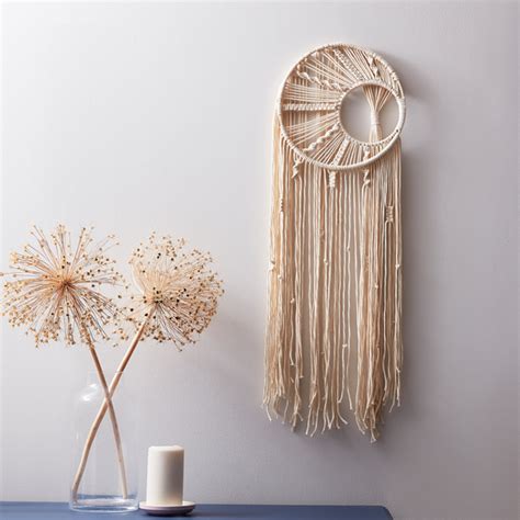 How to Make a Halloween Macrame Wall Hanging | Hobbycraft UK | Macrame wall hanging diy, Macrame ...