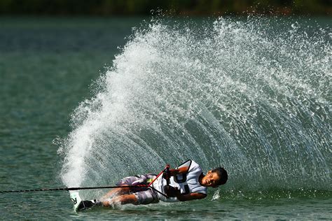 Best pictures of the week: November 21, 2014 PHUKET, THAILAND Thierry Grappe of Thailand carves ...