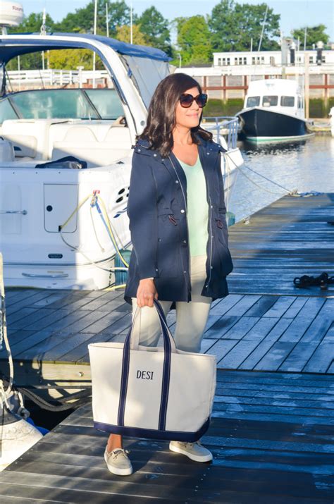 WHAT TO WEAR WITH BOAT SHOES - Beautifully Seaside