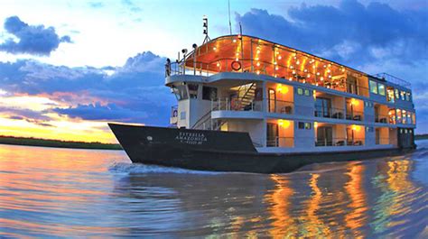 Amazon Cruises in Peru | Amazon Riverboat Tours | Voyagers Travel