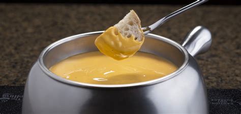 Recipe Friday: Melting Pot Cheese Fondue - PHOENIX magazine