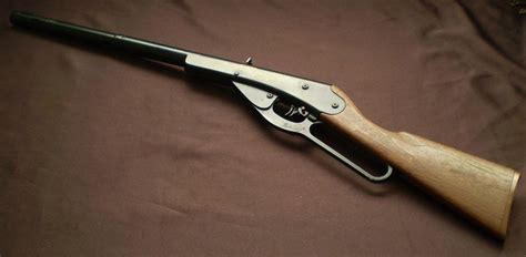 Vintage Daisy BB Gun Rifle Model 105 B 1975 by EyePopVintage