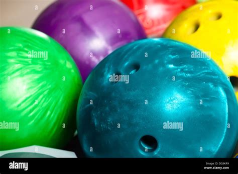 Tenpin Bowling High Resolution Stock Photography and Images - Alamy