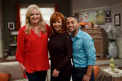 S4 Ep22 "It's a Nice Day for a Wheeler Wedding" - Melissa Peterman, Reba McEntire and Tahj Mowry ...