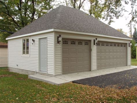 2 Car Detached Garage with Hip Roof Design