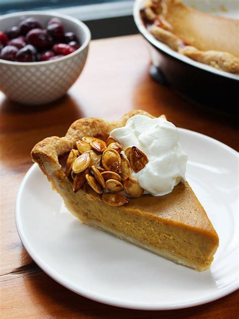 Maple Roasted Pumpkin Pie - LideyLikes