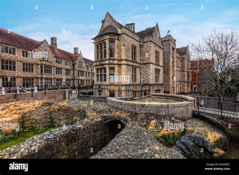 Winchester avenue hi-res stock photography and images - Alamy