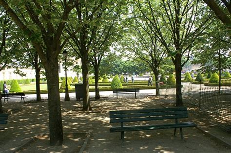 Jardin de l'Intendant (Paris) - 2020 All You Need to Know Before You Go (with Photos) - Paris ...