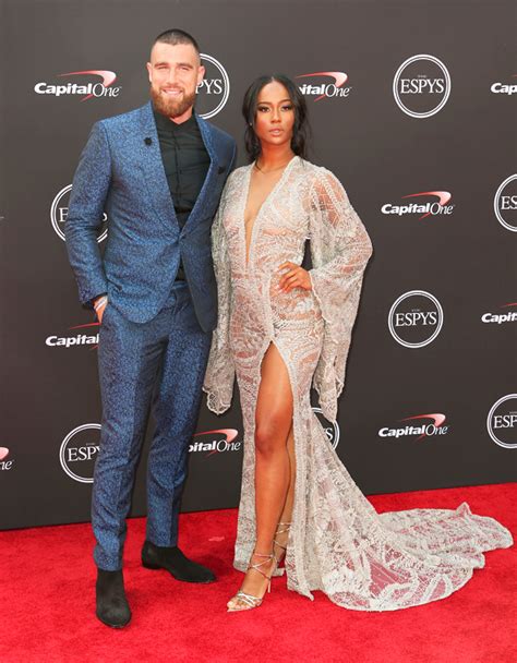 Travis Kelce Wife / Travis Kelce And Kayla Nicole Attend The Thom ...