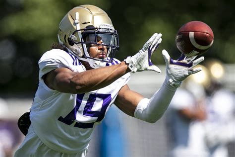 Notebook: UW Huskies’ Kyler Gordon has always been an athlete. But is he a starting corner?