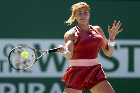 Women's tennis chief strongly opposes banning Russians and Belarusians