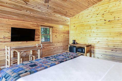 Cedar Pass Lodge Cabins | Badlands National Park | CedarPassLodge.com