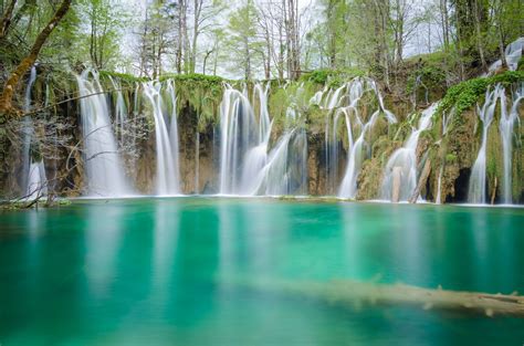 Waterfall in Plitvice Lakes National Park | Plitvice lakes, Plitvice ...