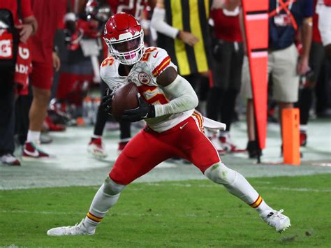 Chiefs RB Le’Veon Bell reflects on Jets ahead of first Super Bowl