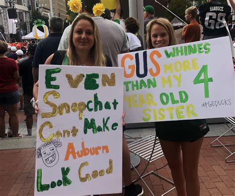 Best ESPN College GameDay signs Week 1: Auburn vs. Oregon