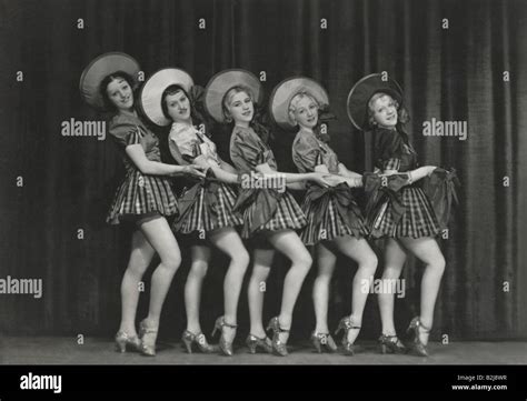 dancing, revue, dancers, 1920s, 20s, 20th century Stock Photo - Alamy