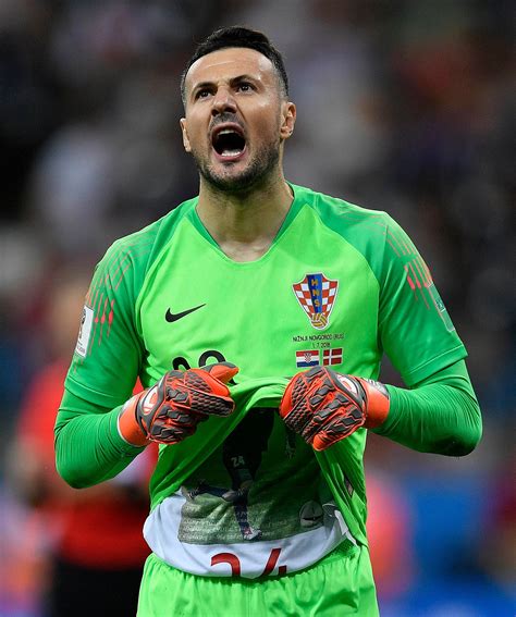 Croatia goalkeeper Danijel Subasic honors dead friend at World Cup ...