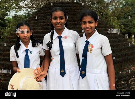 School girl sri lanka – Telegraph